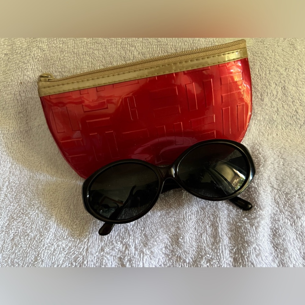 Vintage - Enzo Angiolini - black sunglasses